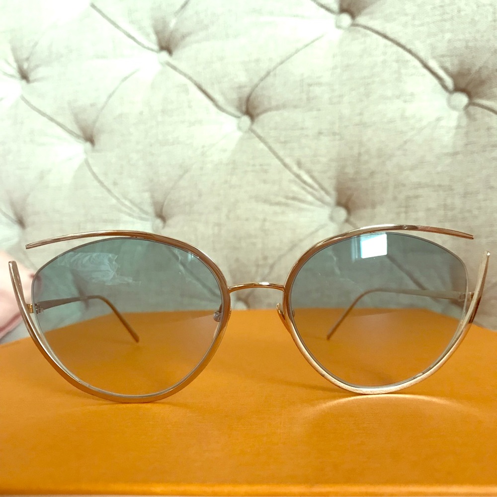 ✨ LINDA FARROW 🤍 Fontaine Shades